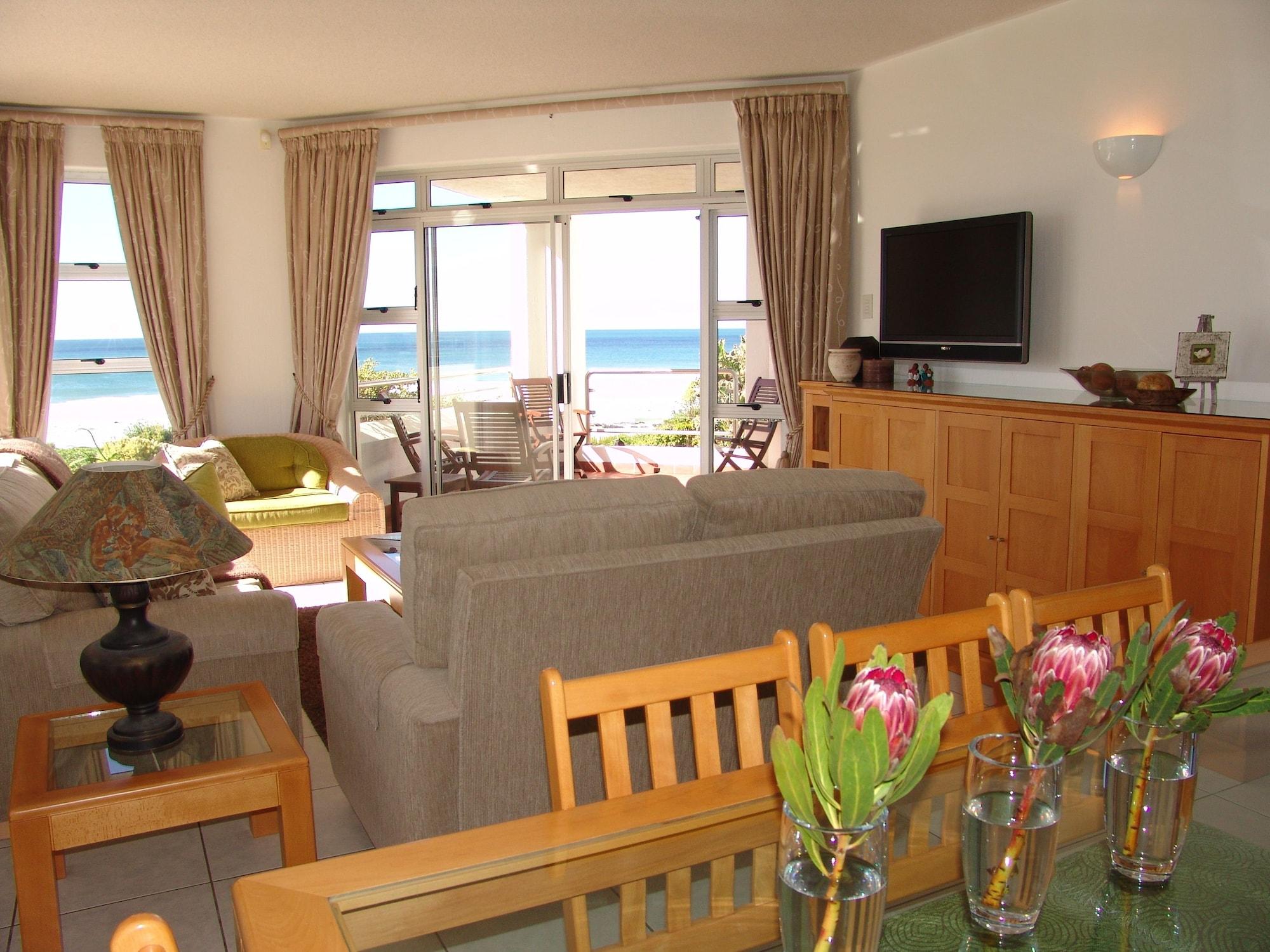 Diaz 15 House On The Bay Hotel Jeffreys Bay Exterior photo